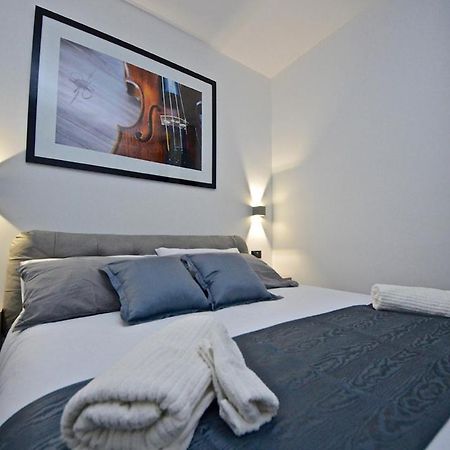 Suite Quarantotto Luxury House Napoli Esterno foto