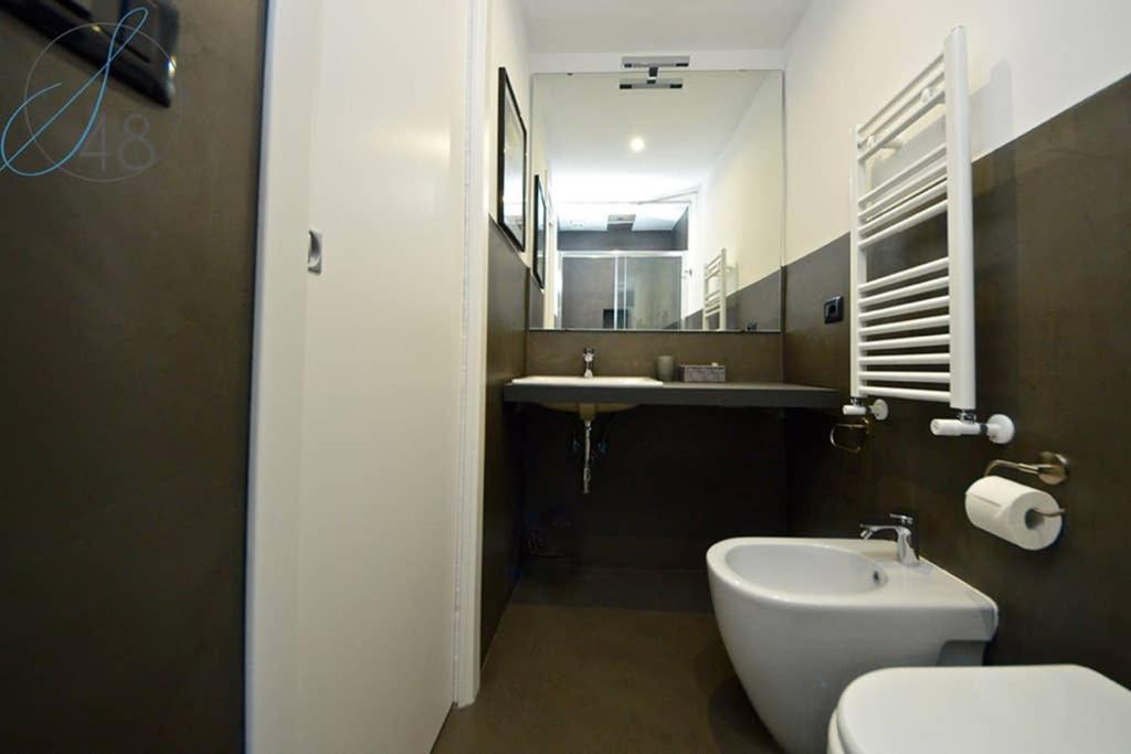 Suite Quarantotto Luxury House Napoli Esterno foto