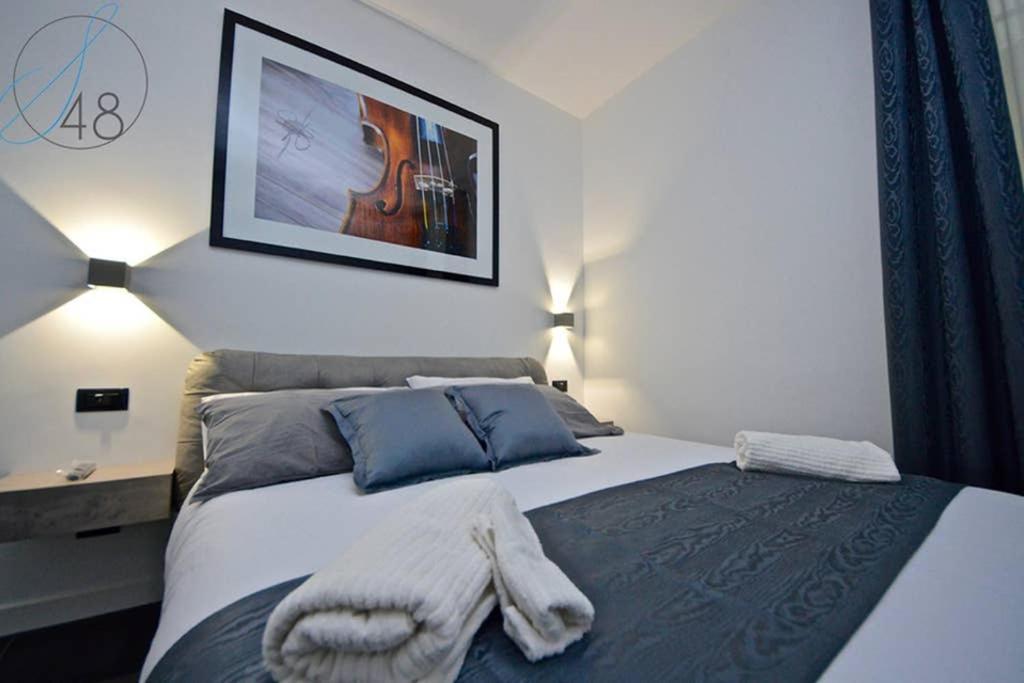 Suite Quarantotto Luxury House Napoli Esterno foto