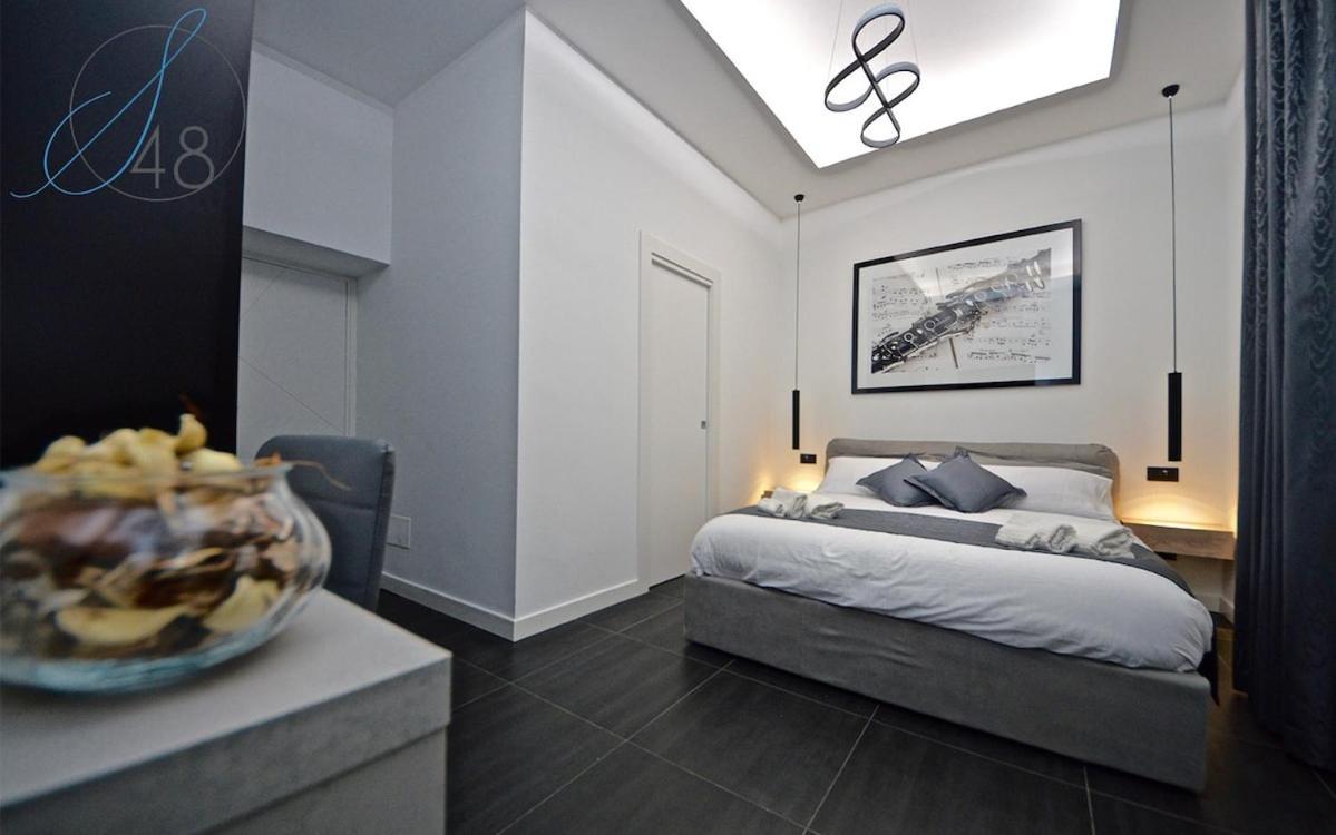 Suite Quarantotto Luxury House Napoli Esterno foto
